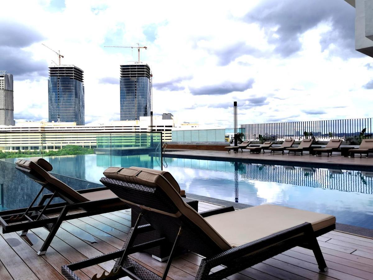 Mosaic Southkey Midvalley By Elegant Johor Bahru Extérieur photo