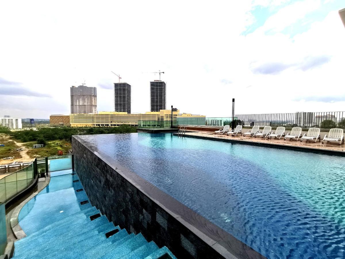 Mosaic Southkey Midvalley By Elegant Johor Bahru Extérieur photo