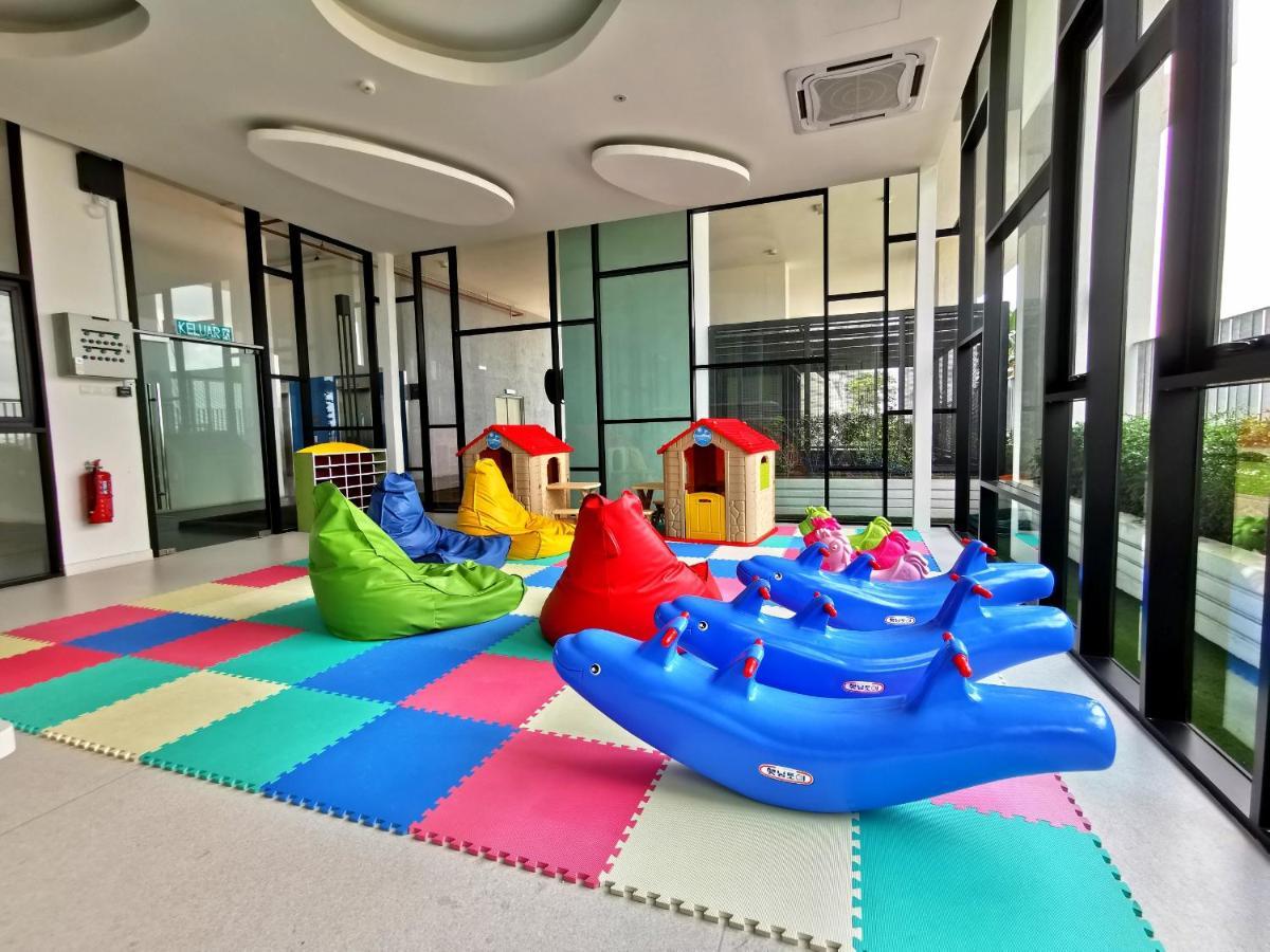 Mosaic Southkey Midvalley By Elegant Johor Bahru Extérieur photo